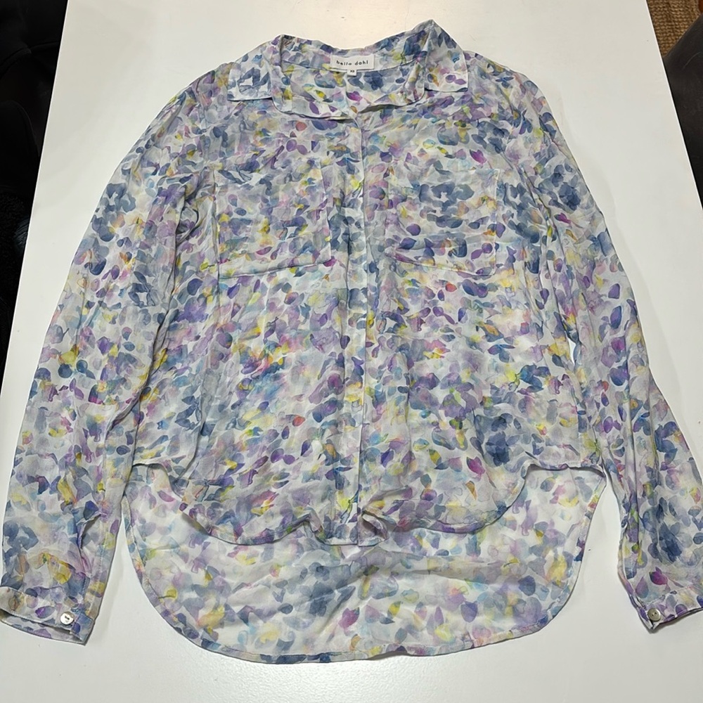 Bella Dahl floral button down shirt size XS